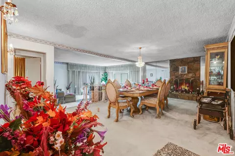 Dining - 664 Elsmere Dr, Carson, CA 90746 photo 3 of 3