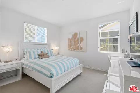 Bedroom - 4061 Adriatic St, Oxnard, CA 93035 photo 5 of 8