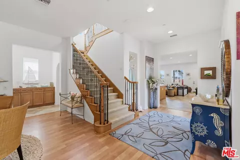 Entry Way - 4061 Adriatic St, Oxnard, CA 93035 photo 2 of 3