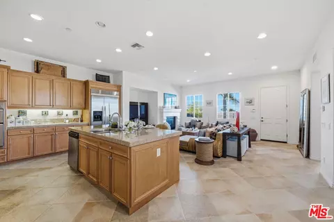 Kitchen - 4061 Adriatic St, Oxnard, CA 93035 photo 1 of 2