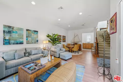 Other - 4061 Adriatic St, Oxnard, CA 93035 photo 5 of 12