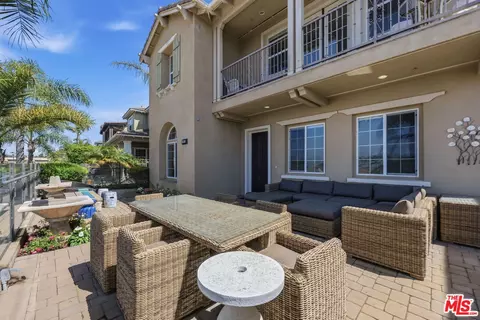 Exterior - 4061 Adriatic St, Oxnard, CA 93035 photo 2 of 5