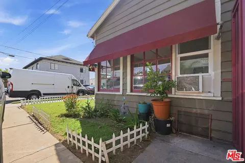 Exterior - 201 Eagle St, Long Beach, CA 90806 photo 5 of 6