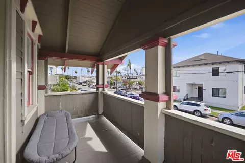 Exterior - 201 Eagle St, Long Beach, CA 90806 photo 3 of 6