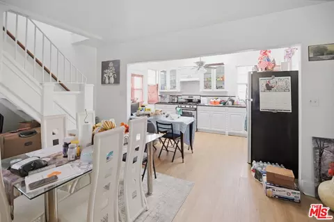 Entry Way - 201 Eagle St, Long Beach, CA 90806 photo 1 of 1