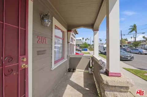 Exterior - 201 Eagle St, Long Beach, CA 90806 photo 6 of 6