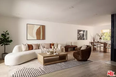 9761 Via Pavia, Burbank, CA 91504