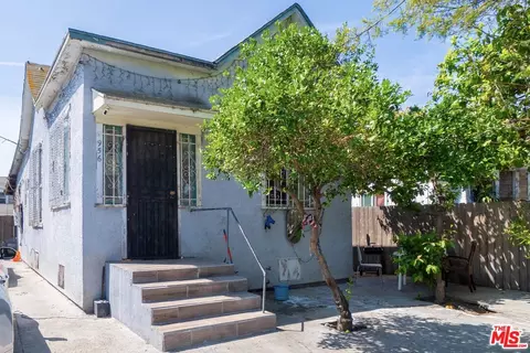 956 E 33rd St, Los Angeles, CA 90011