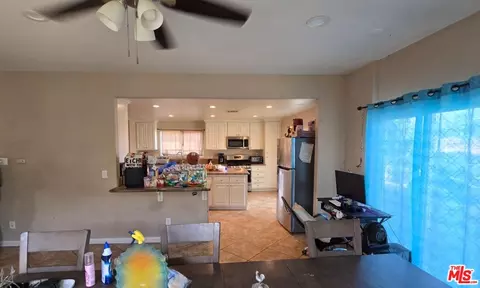 Entry Way - 944 Fernando St, Colton, CA 92324 photo 3 of 5