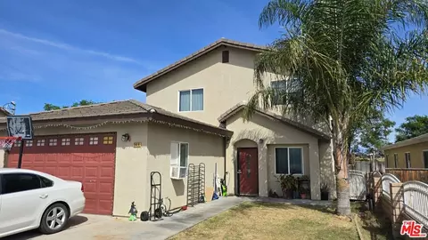 944 Fernando St, Colton, CA 92324