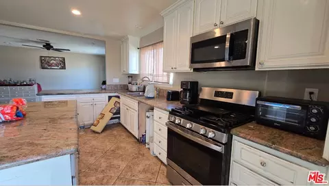 Kitchen - 944 Fernando St, Colton, CA 92324 photo 3 of 3