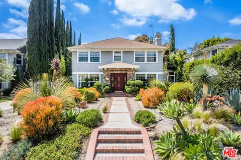 257 S Van Ness Ave, Los Angeles, CA 90004