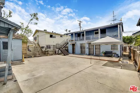 1081 Cherry Ave, Long Beach, CA 90813 photo 3