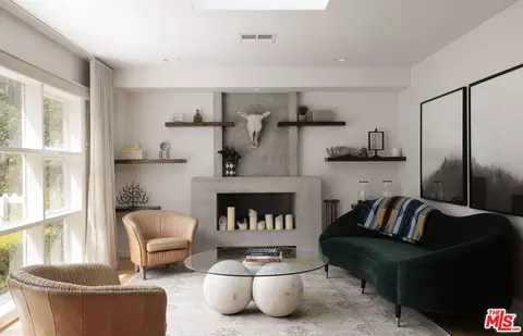 3400 Camino De La Cumbre, Sherman Oaks, CA 91423