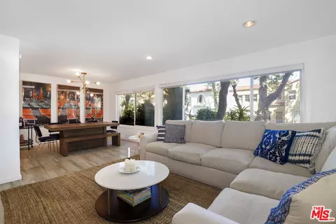 165 N Swall Dr #101, Beverly Hills, CA 90211