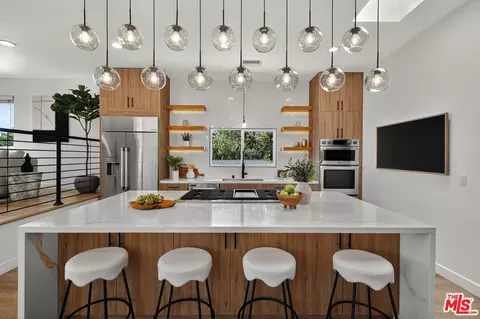 2603 Crestmoore Pl, Los Angeles, CA 90065