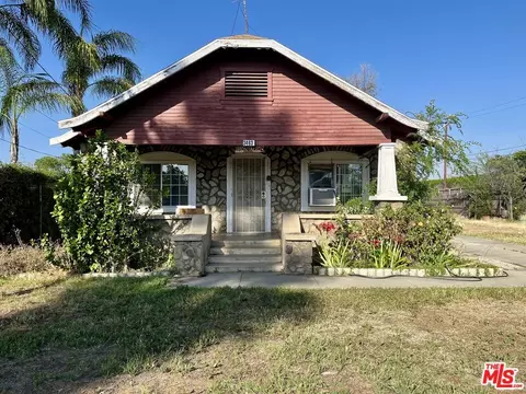 3463 Washington St, Riverside, CA 92504