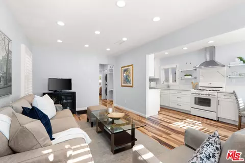 8911 Cattaraugus Ave, Los Angeles, CA 90034