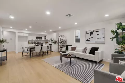 2706 S Cochran Ave, Los Angeles, CA 90016