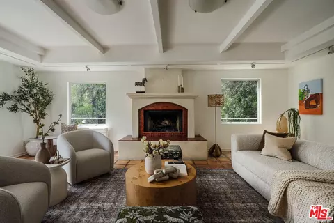 1557 Topanga Skyline Dr, Topanga, CA 90290