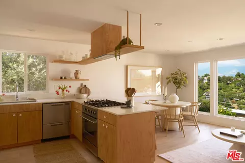 4751 Glenalbyn Dr, Los Angeles, CA 90065