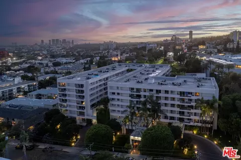 1131 Alta Loma Rd #515, West Hollywood, CA 90069