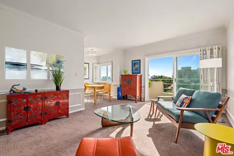1131 Alta Loma Rd #515, West Hollywood, CA 90069
