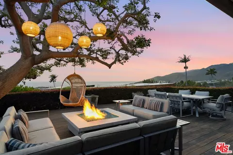17763 Sabbiadoro Way, Pacific Palisades, CA 90272