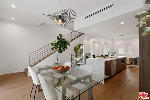 12610 Venice Blvd, Los Angeles, CA 90066