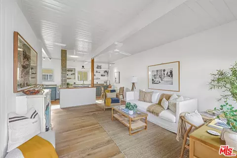 2329 Kansas Ave #6, Santa Monica, CA 90404