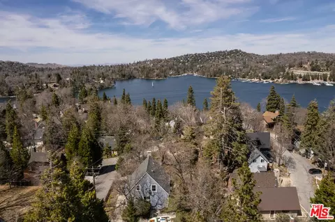 Other - 419 Hemlock Dr, Lake Arrowhead, CA 92352 photo 2 of 3