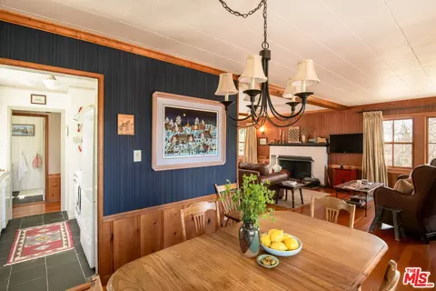 Dining - 419 Hemlock Dr, Lake Arrowhead, CA 92352 photo 5 of 5