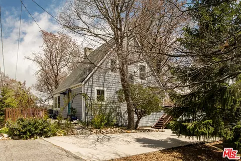Other - 419 Hemlock Dr, Lake Arrowhead, CA 92352 photo 3 of 3