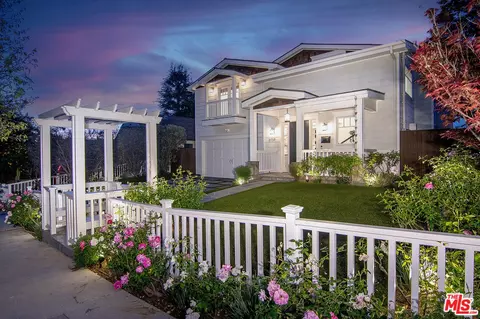 2737 Angus St, Los Angeles, CA 90039