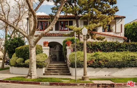 200 S Mansfield Ave, Los Angeles, CA 90036