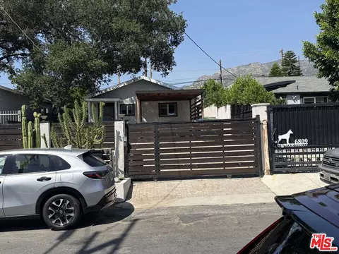 6813 Haywood St, Tujunga, CA 91042