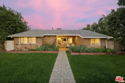 5208 Woodman Ave, Sherman Oaks, CA 91401