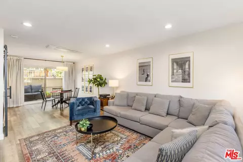 8025 Redlands St #13, Playa Del Rey, CA 90293