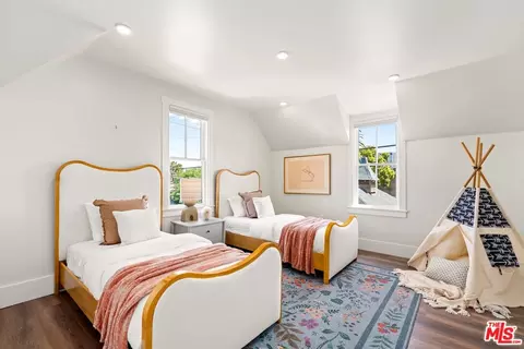 326 W 10th St, Long Beach, CA 90813 photo 21