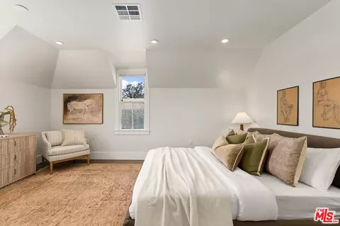 326 W 10th St, Long Beach, CA 90813 photo 14