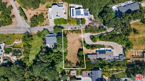 26316 Fairside, Malibu, CA 90265 photo 2