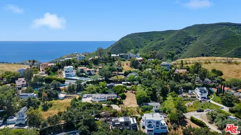 26316 Fairside, Malibu, CA 90265 photo 5