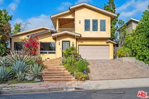 3260 Malcolm Ave, Los Angeles, CA 90034
