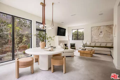 929 Hilldale, West Hollywood, CA 90069