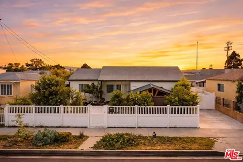 10554 Lanark St, Sun Valley, CA 91352