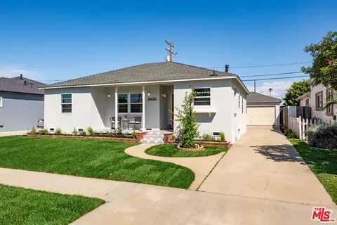 15606 Chadron Ave, Gardena, CA 90249