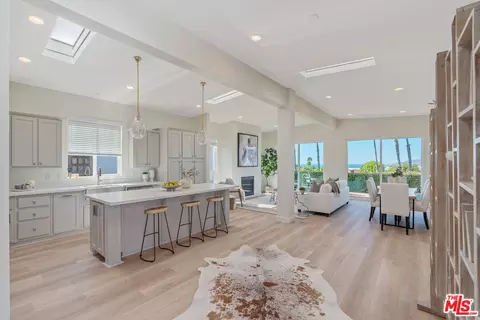 29500 Heathercliff Rd #64, Malibu, CA 90265