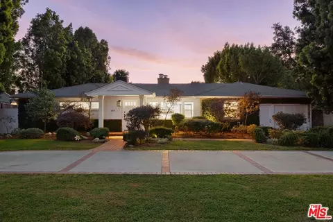 4911 Ben Ave, Valley Village, CA 91607