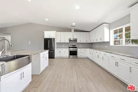 Kitchen - 18060 Walnut St, Hesperia, CA 92345 photo 1 of 2