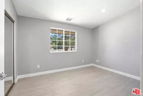 Bedroom - 18060 Walnut St, Hesperia, CA 92345 photo 2 of 4